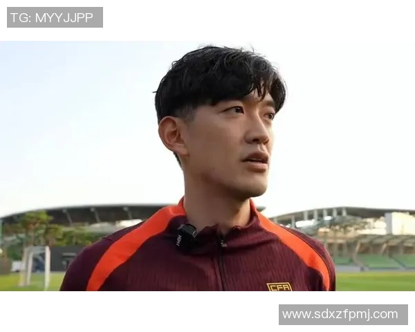 颜骏凌神勇表现零封对手助力球队赢得关键胜利展现顶级门将风范