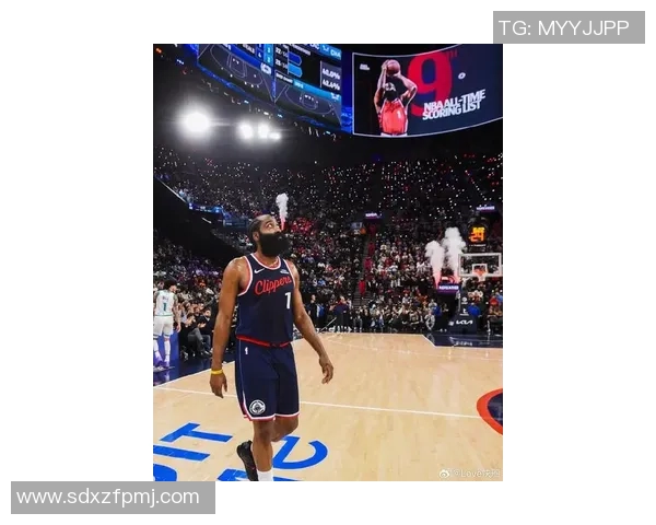 哈登宣布参加今年NBA全明星周末三分大赛，目标直指冠军